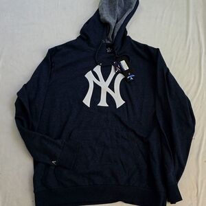 New york Yankee pullover